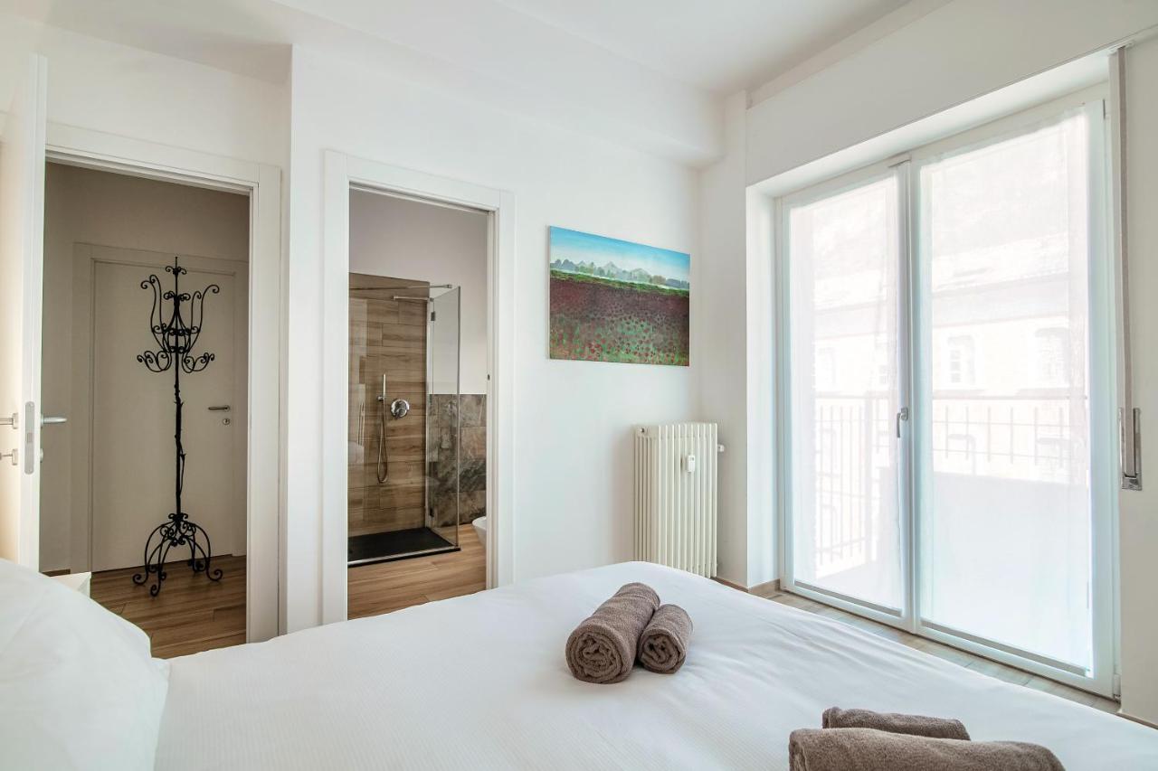 Ferienwohnung Piazza Roma - The House Of Travelers Como Exterior foto